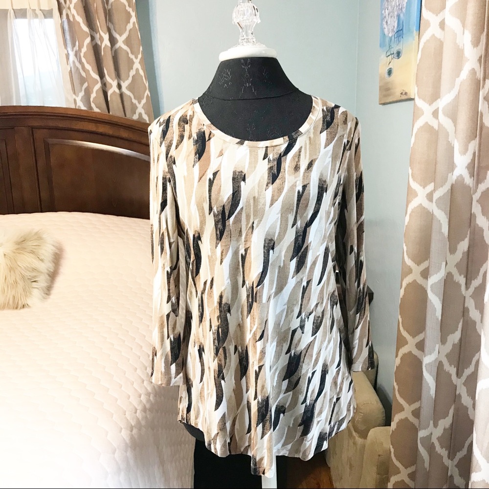 JM Collection ⚜️ Neutral Hue Modern Design Top